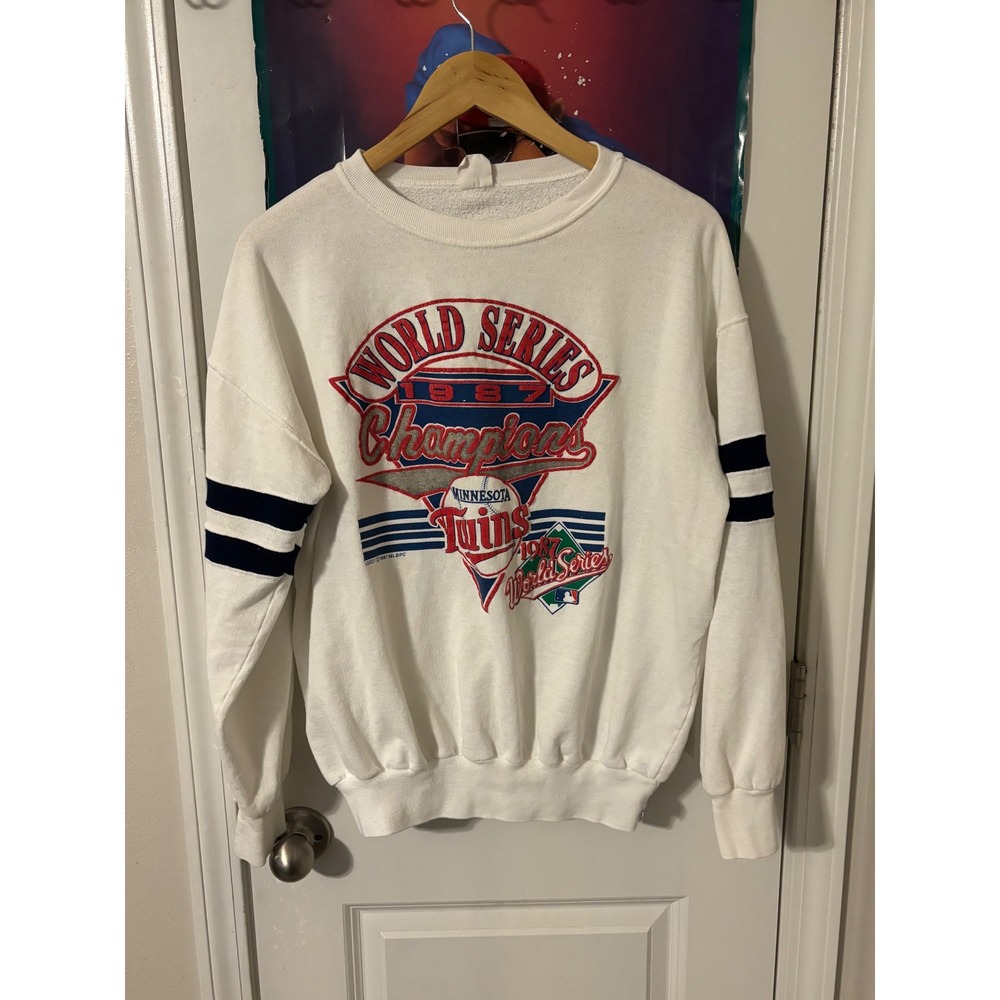 Vintage 1987 Minnesota Twins World Series Champions Sweatshirt Logo 7 White L